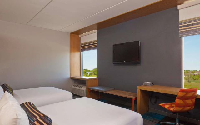 Aloft Bolingbrook