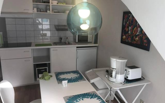 Studio Ochsenfurt mit sonnigem Balkon