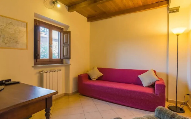 Beautiful Cottage in Dicomano With Swimming Pool
