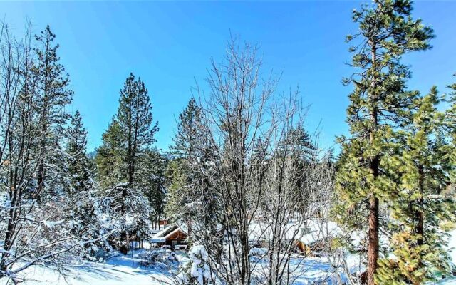 Fawnskin Pines-1844 by Big Bear Vacations