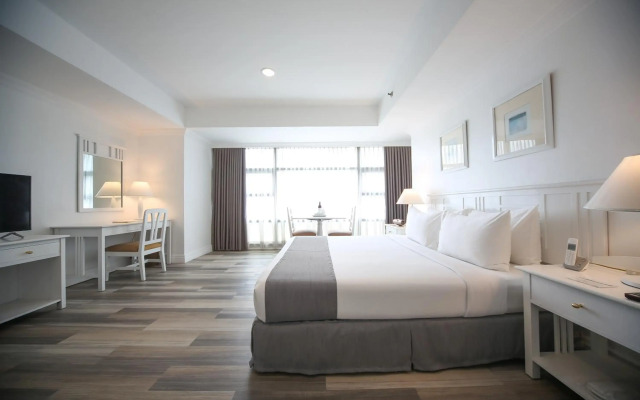 Infinity Tower Suites