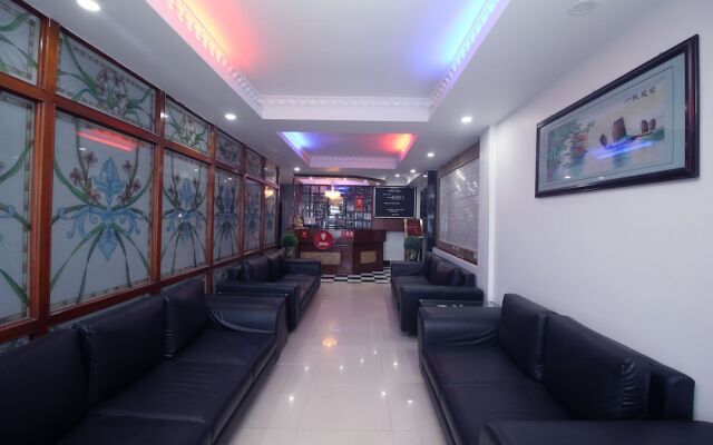 OYO 8241 Hotel Green Park