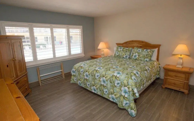 Win-San C-104 - 2 Br Condo