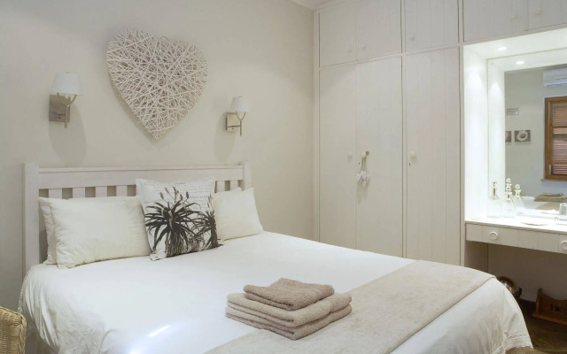 Yellow Aloe Guesthouse