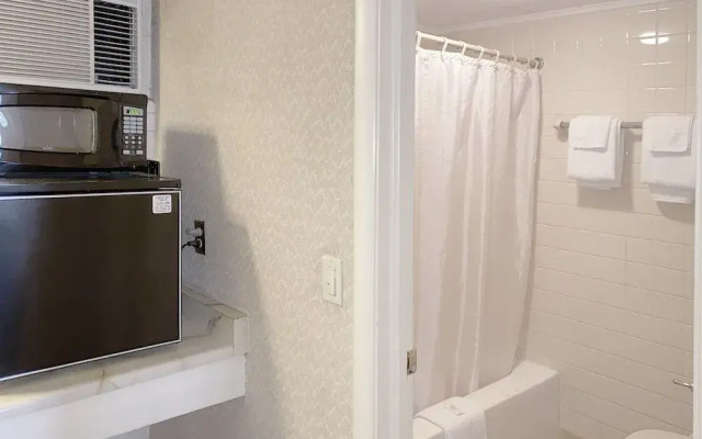 OYO Hotel Mauldin SC South Main Street