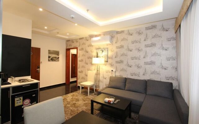 X Platinum Hotel
