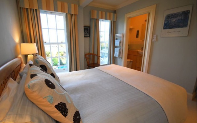 Norfolk House Bed and Breakfast
