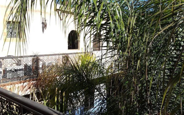 Riad Lalla Khiti