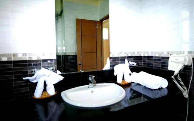 Avalon Hotel Da Nang
