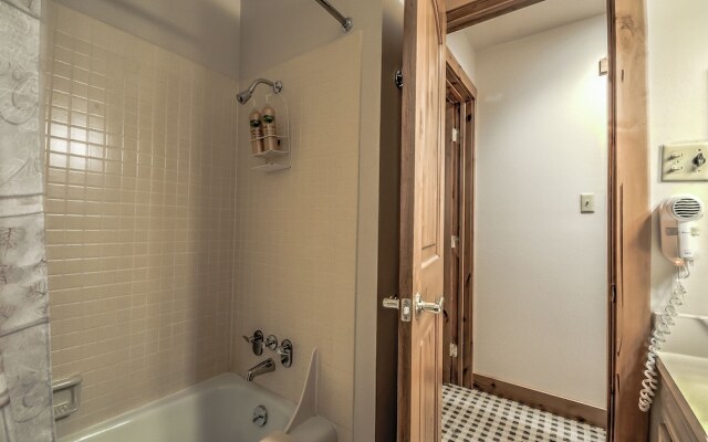 The West Condominiums by Steamboat Resorts