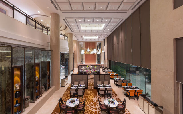 Sheraton New Delhi Hotel