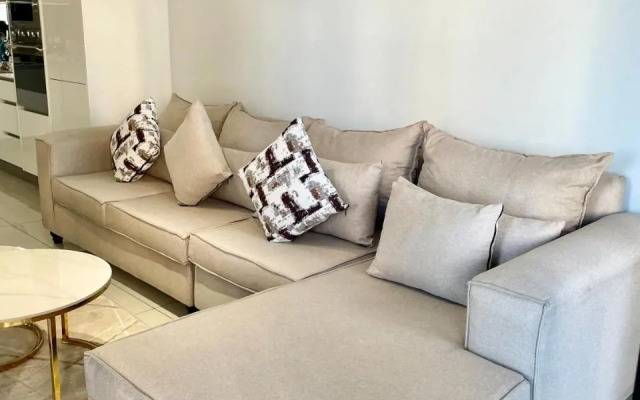 Upmarket unit at Ellipse waterfall country estate