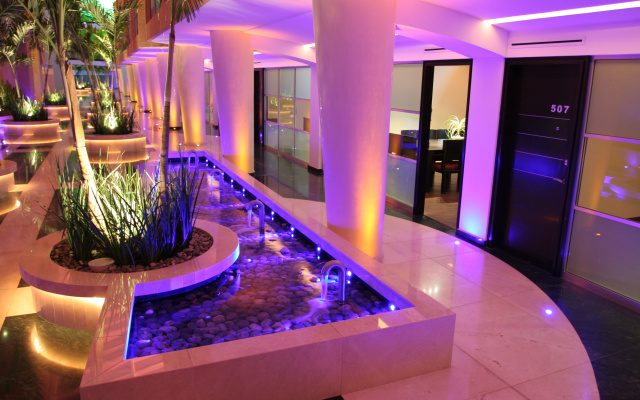 Crowne Plaza Toluca Lancaster by IHG