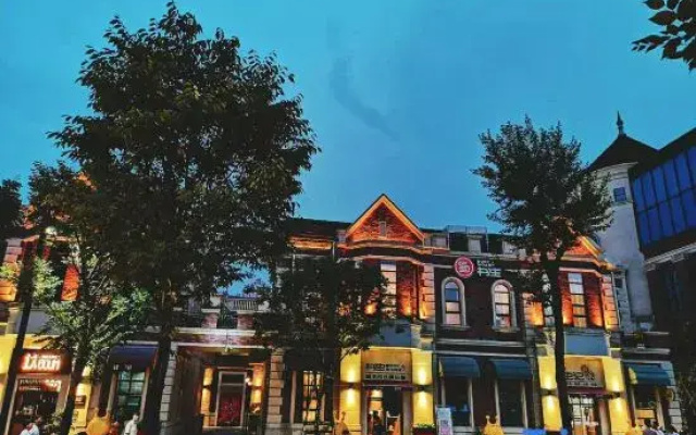 Impression Light Luxury Hotel (Changsha South High-speed Railway Station)