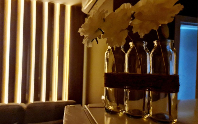 Sunny Apartment - Blloku Tirana, near Lake