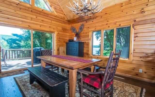 Bear Hollow House