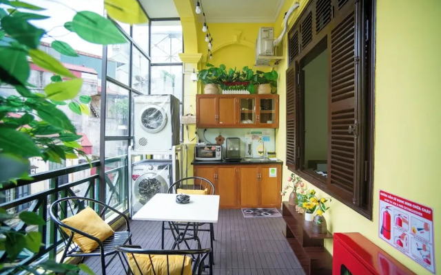 CozyPosy Premier Apartment