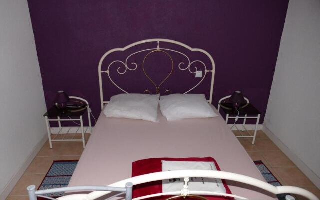 Carcassonne T3 résidentiel rez de jardin piscine, wifi, tennis, fitness