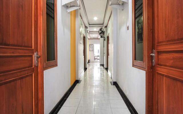 OYO 3892 Athaya Guesthouse Syariah