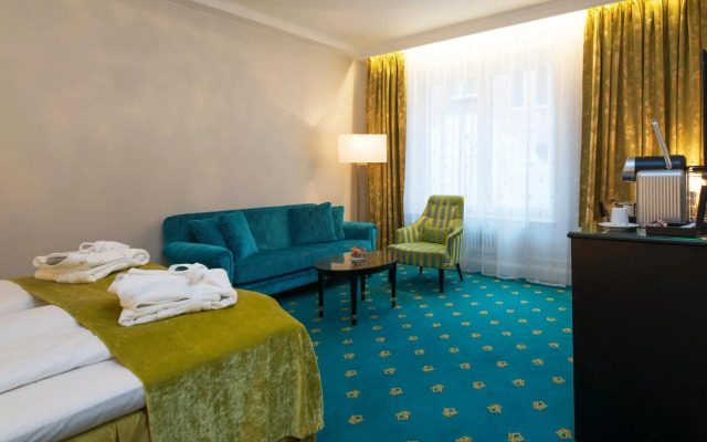 Hotel Bristol