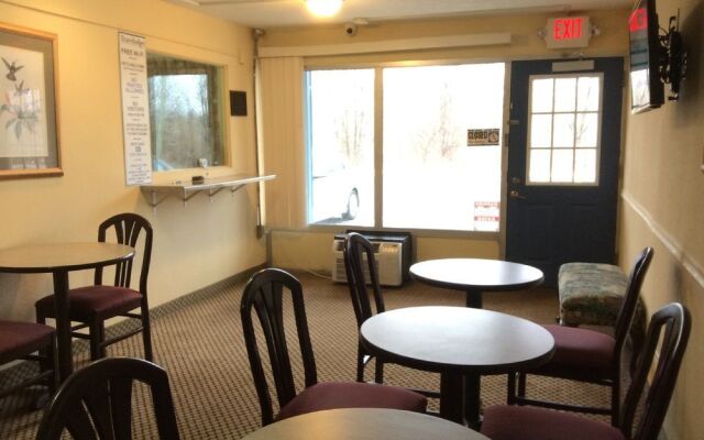 Travelodge Columbus East Near Reynoldsburg