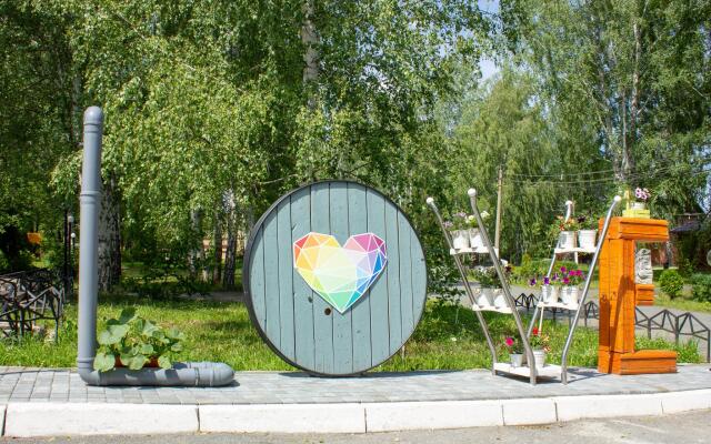 Территория семейного отдыха Хрустальная