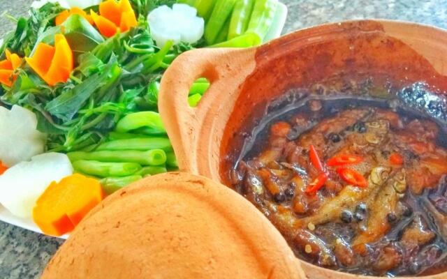 Rooster Mekong Garden & Villas