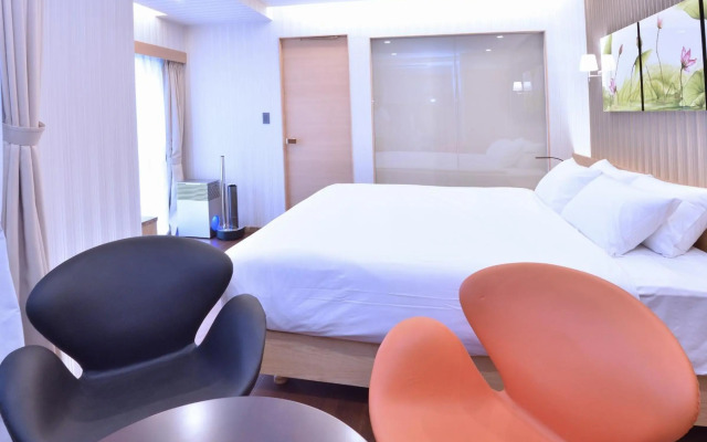 Breath Hotel