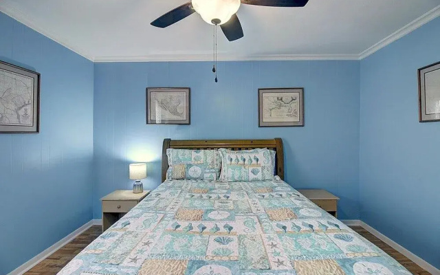 The Codfather 2 Bedroom Condo by Redawning