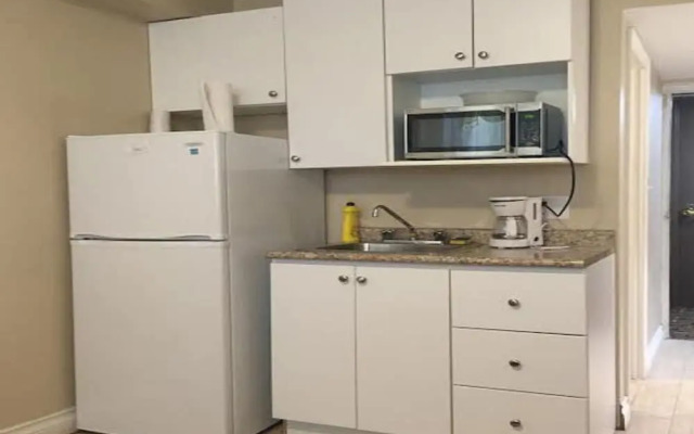 Toronto Furnished Living