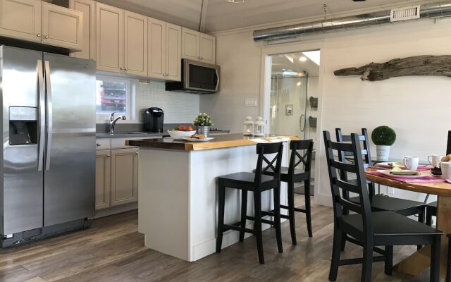 Watermark Waterfront Cottages