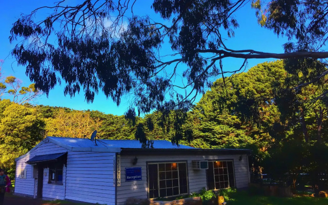 Twelve Apostles Motel & Country Retreat