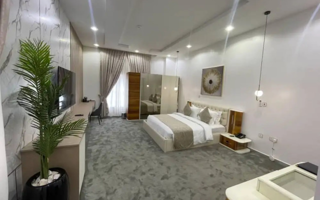 UrbanEdge Hotel