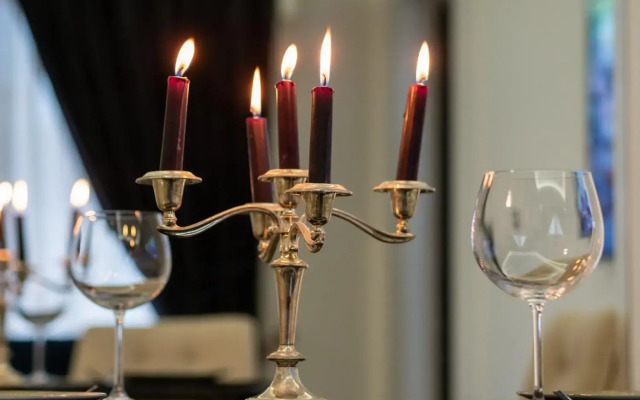 Paradise Center Apartment 2