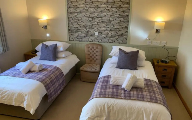 Standing Stones Hotel