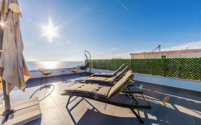 The Ultimate Jacuzzi Penthouse by PS
