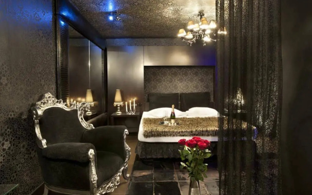 Crystal Blue Hotel + Suites