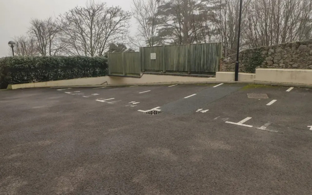 Apartment 7 Mansion House