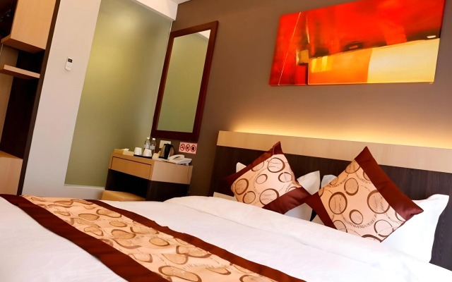 Lot 10 Boutique Hotel