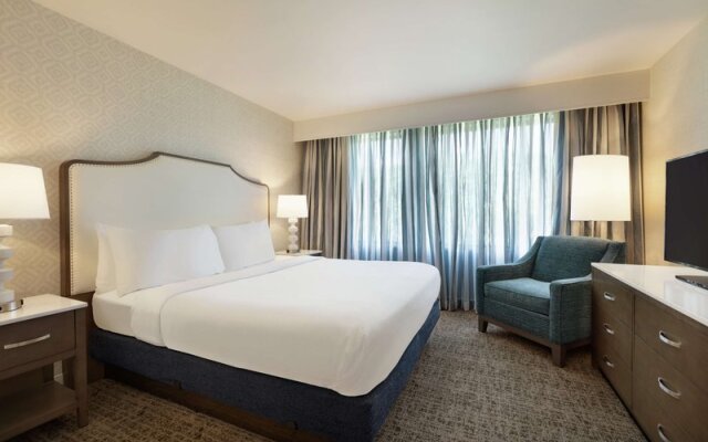 Embassy Suites Philadelphia - Valley Forge Hotel