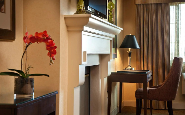 The Paramount Hotel