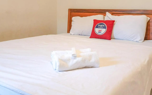 Penginapan Kunthi