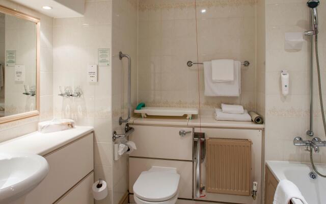Holiday Inn Ipswich Orwell by IHG
