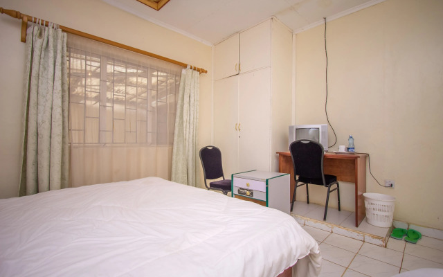 Ivys Inn Guest House