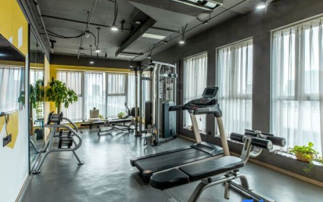 Madison Hotel Wuhan Wujiashan