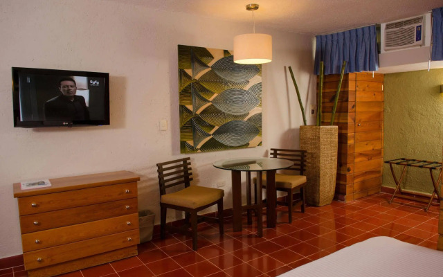 Suites Colonial