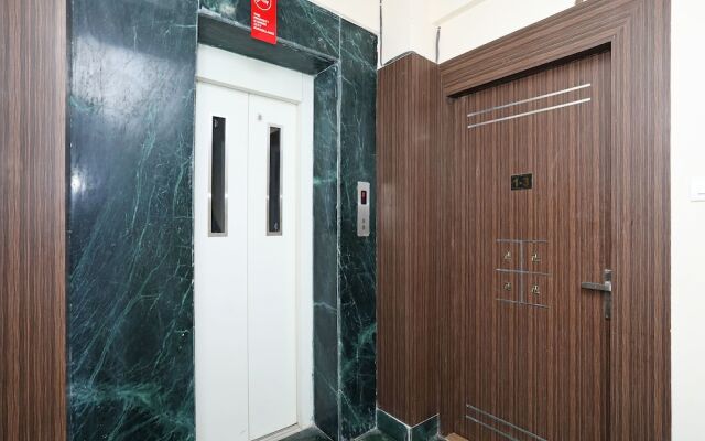 OYO 9665 Residency Inn