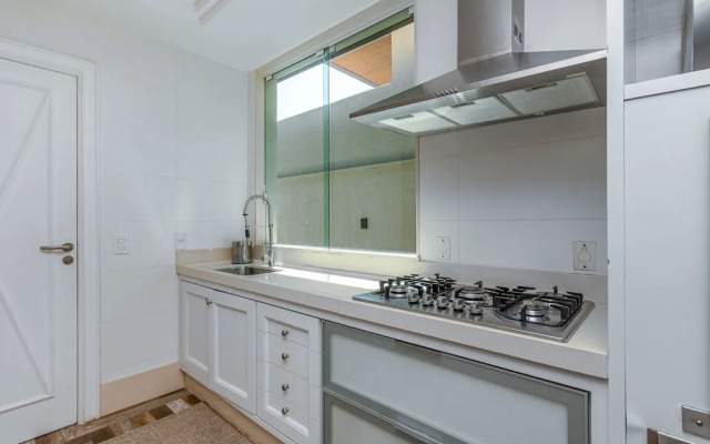 Bz45 Rua das Pedras Casa com Piscina