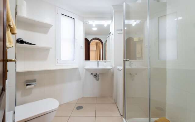 Luxury Apartment+Pool P69 Next To the Beach