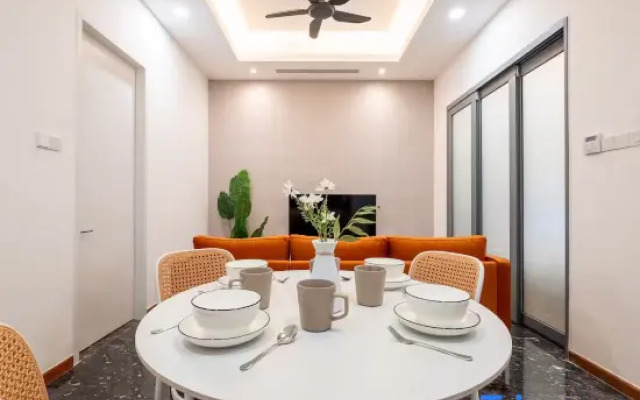 Royce Residence KLCC by Feel Home